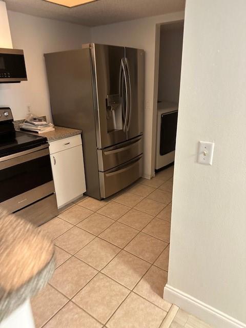 5055 Wiles Rd 307