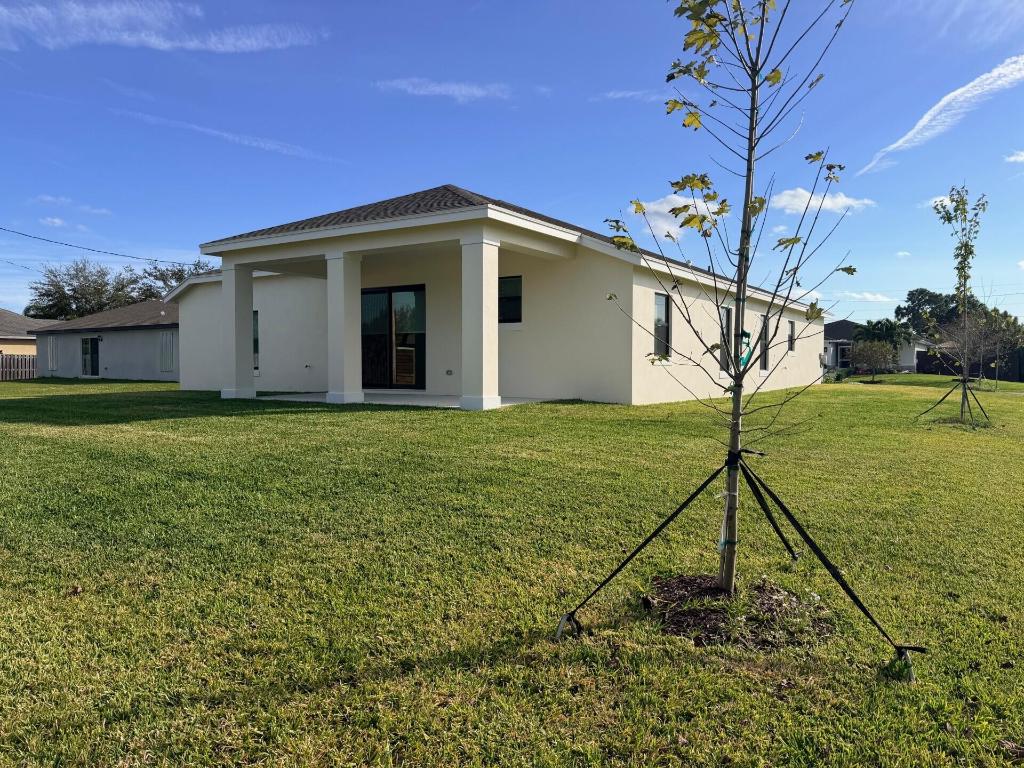 PORT ST LUCIE SECTION  22 - Residential Lease