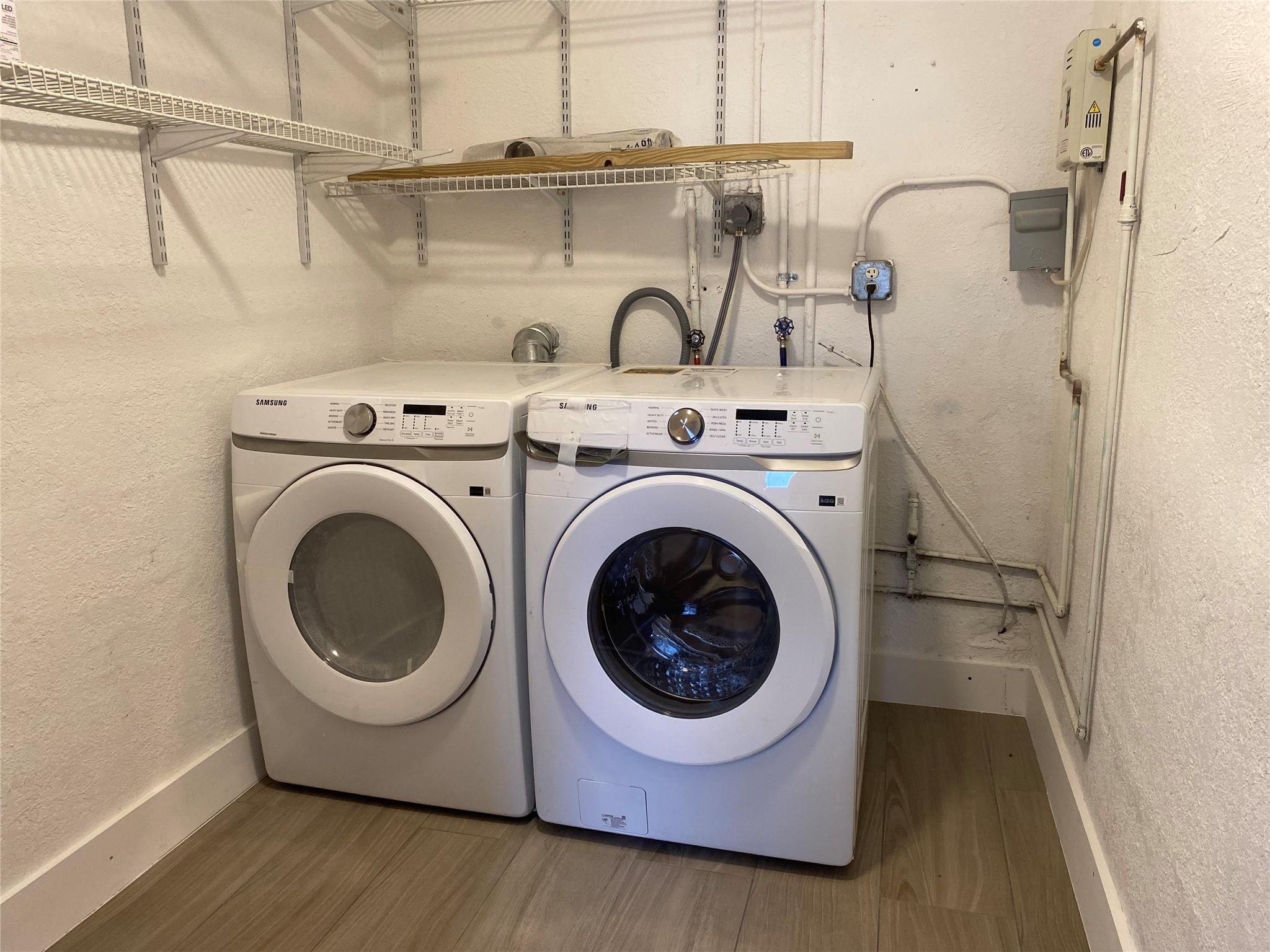 Driftwood Estates - Residential Lease