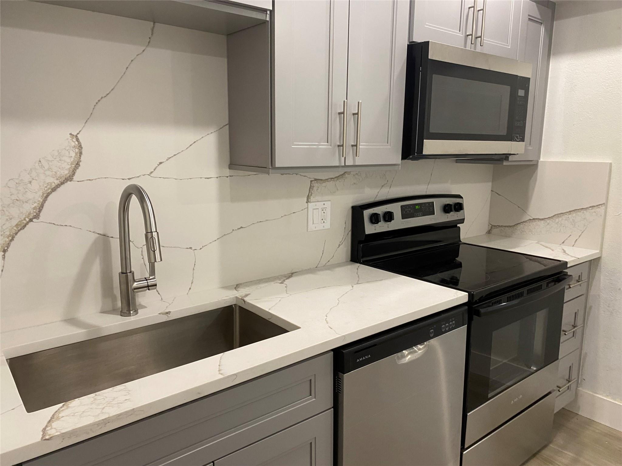 Driftwood Estates - Residential Lease