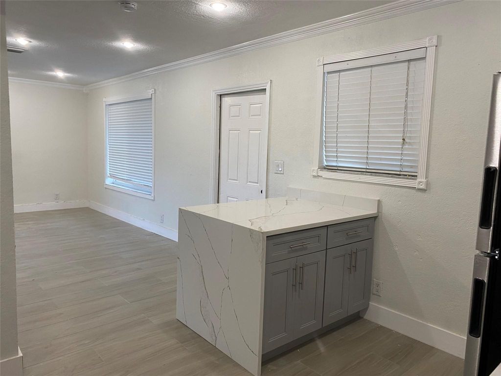 Photo of 7700 NW 33rd Street, Davie, FL 33024 (MLS # F10534112)