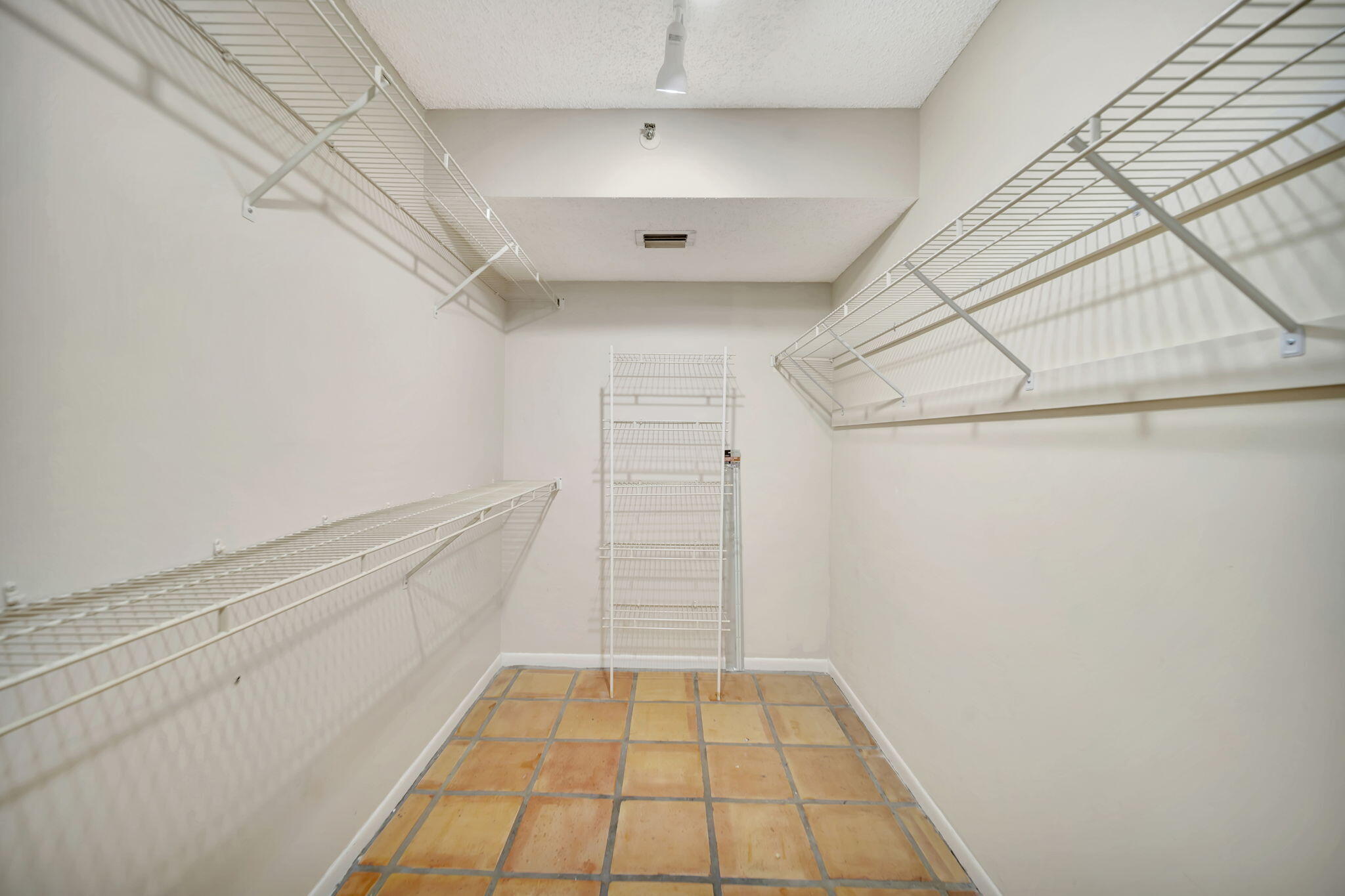 CYPRESS BEND 6 CONDO - Residential