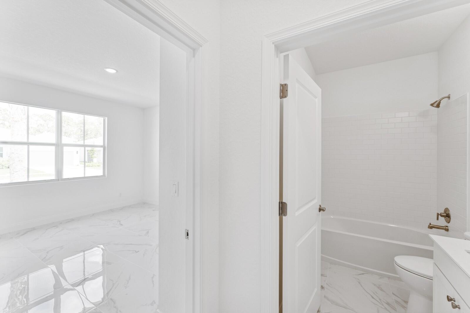 10226 Dreamweaver Road 208