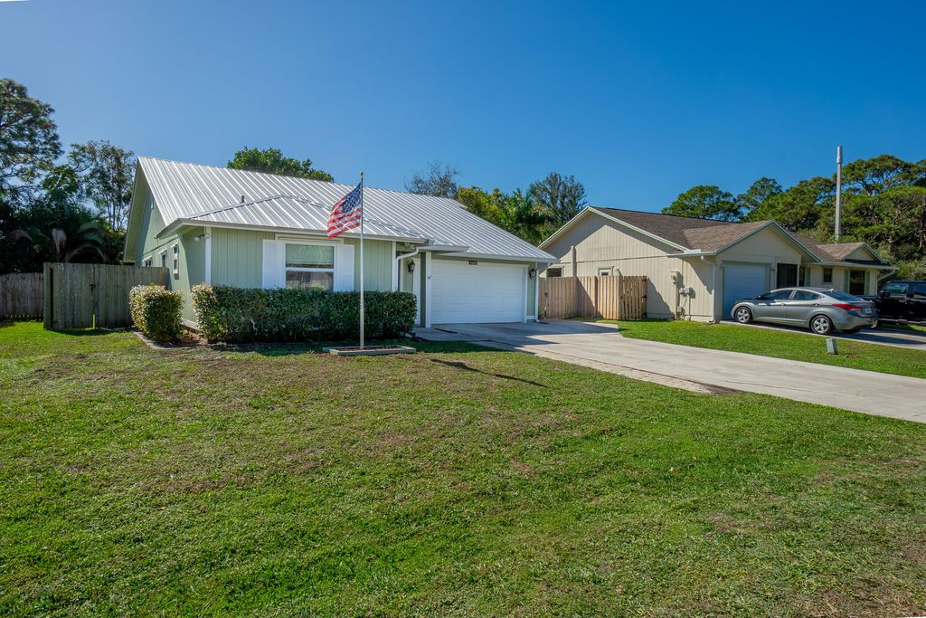 Photo of 4222 SE Satinleaf Place, Stuart, FL 34997 (MLS # R11151933)