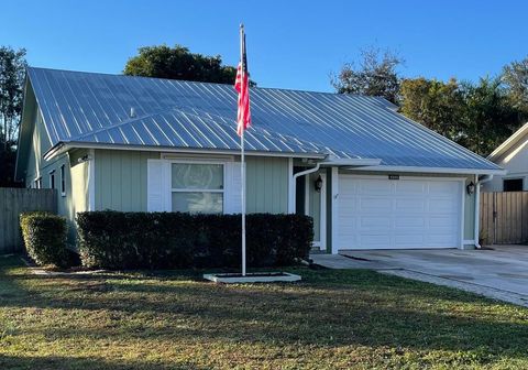 Photo of 4222 SE Satinleaf Place, Stuart, FL 34997 (MLS # R11151933)