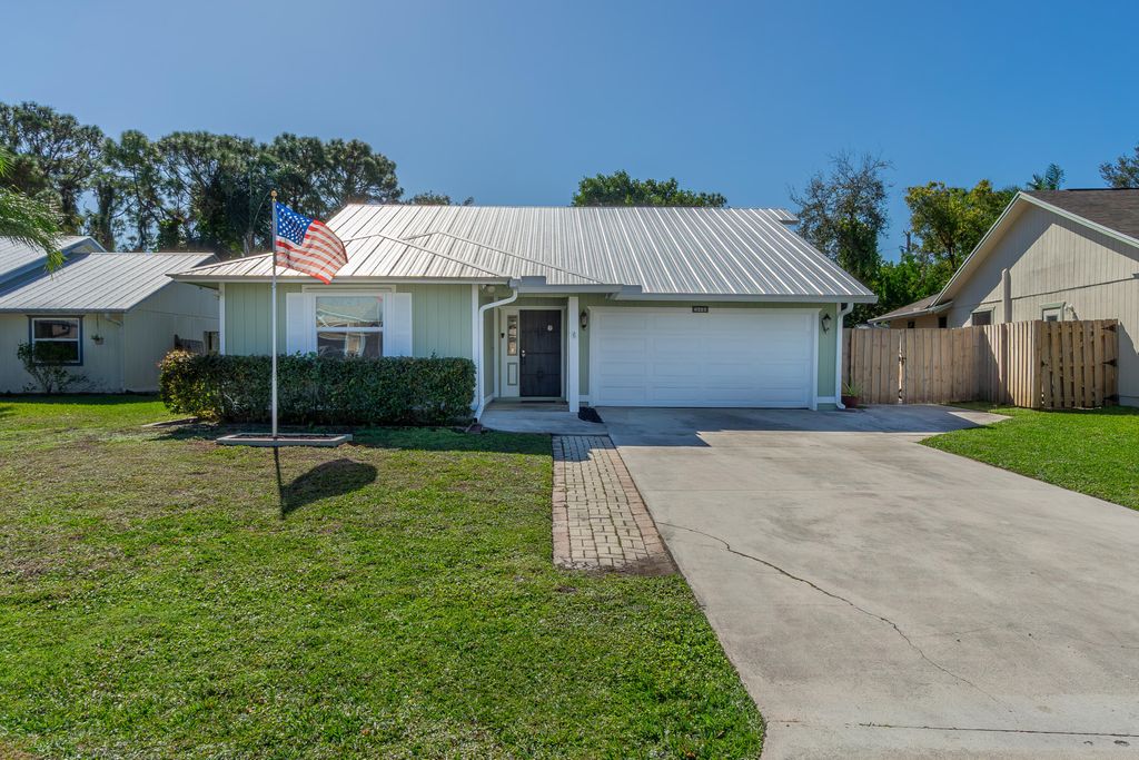 Photo of 4222 SE Satinleaf Place, Stuart, FL 34997 (MLS # R11151933)