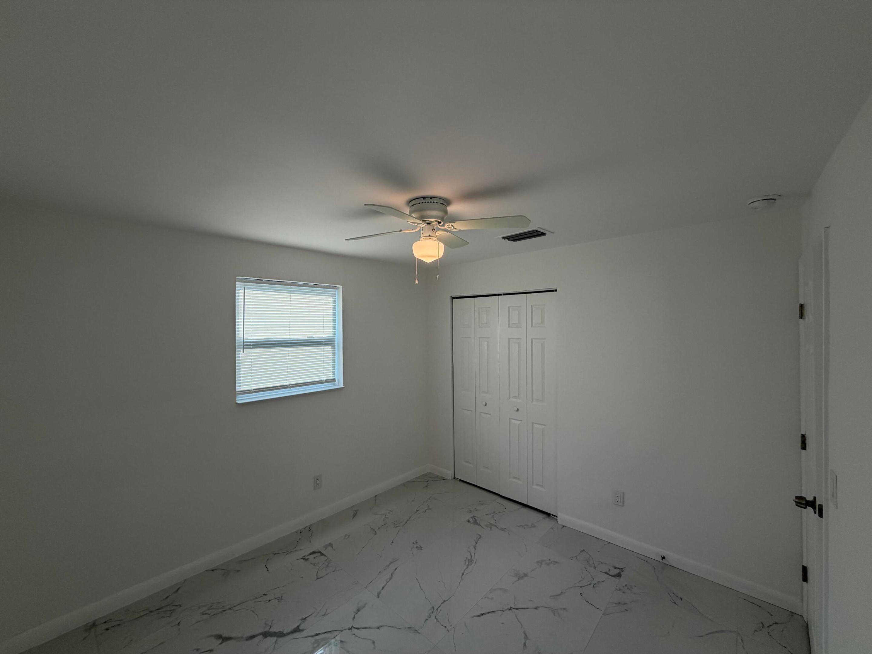 SPRINGBANK PARK SEC 2 - Residential Lease