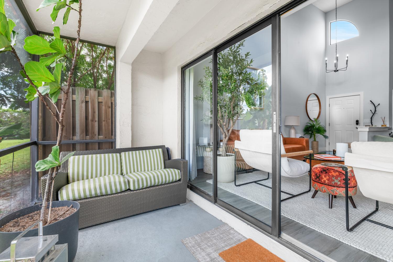 WELLINGTON OF WELLINGTON - Residential Lease