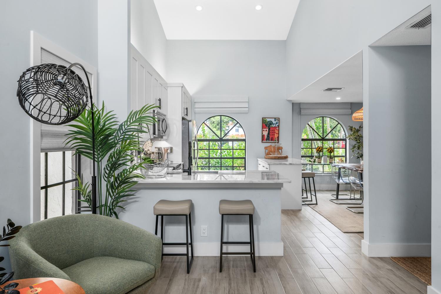 WELLINGTON OF WELLINGTON - Residential Lease