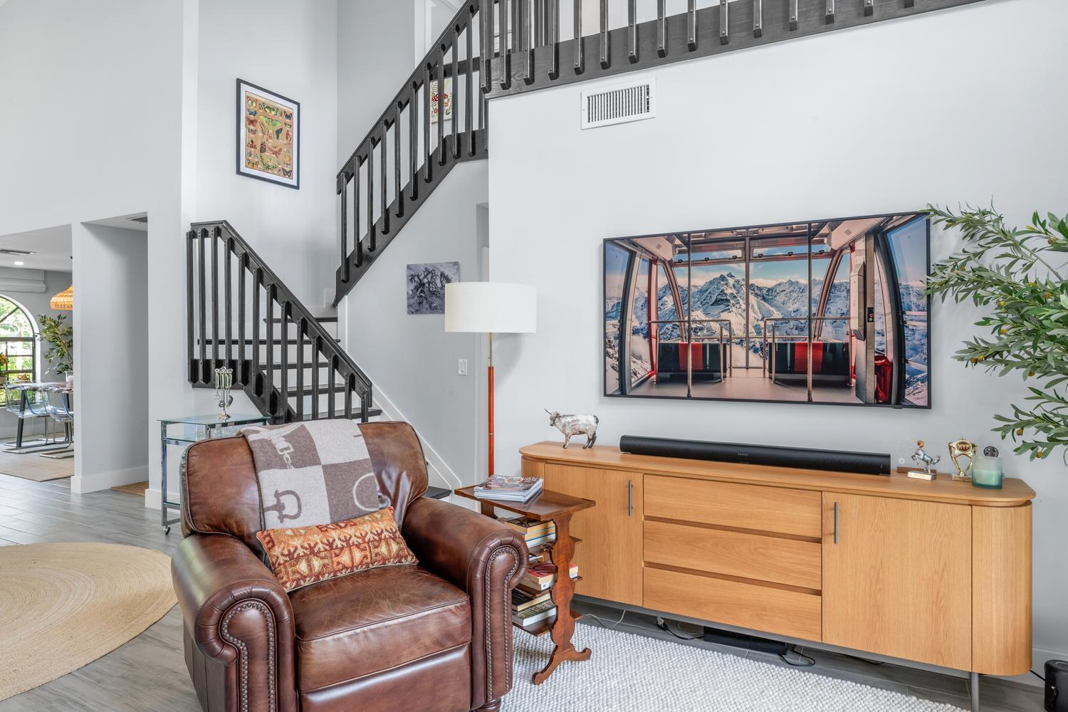 WELLINGTON OF WELLINGTON - Residential Lease