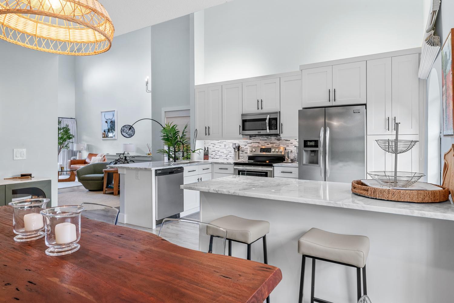 WELLINGTON OF WELLINGTON - Residential Lease