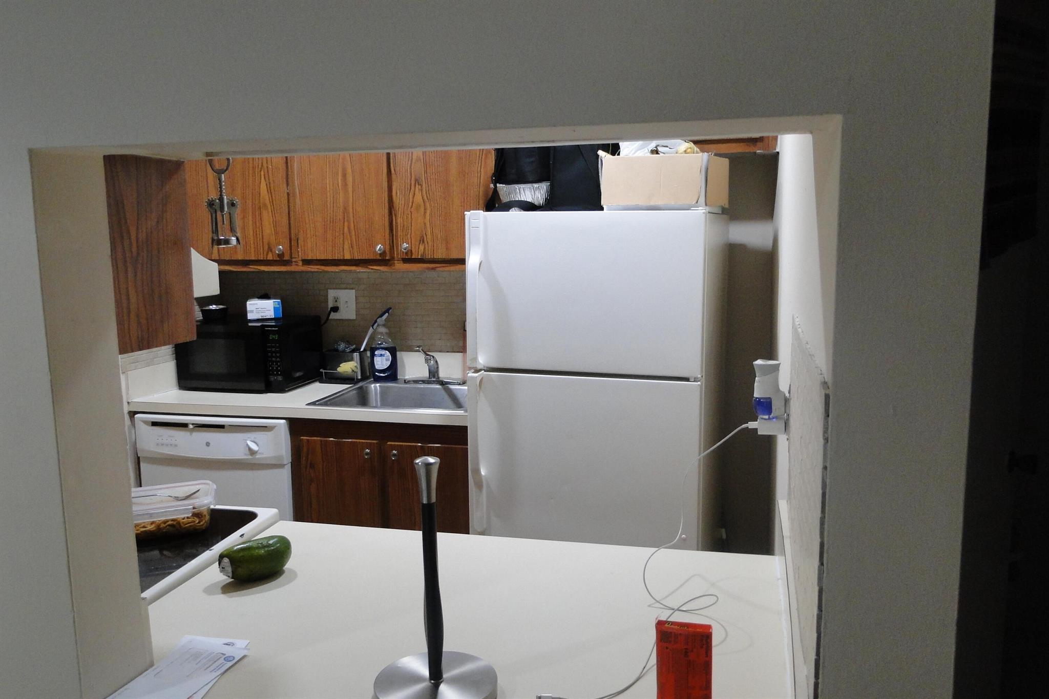 PRESIDENTIAL GOLFVIEW CON - Residential