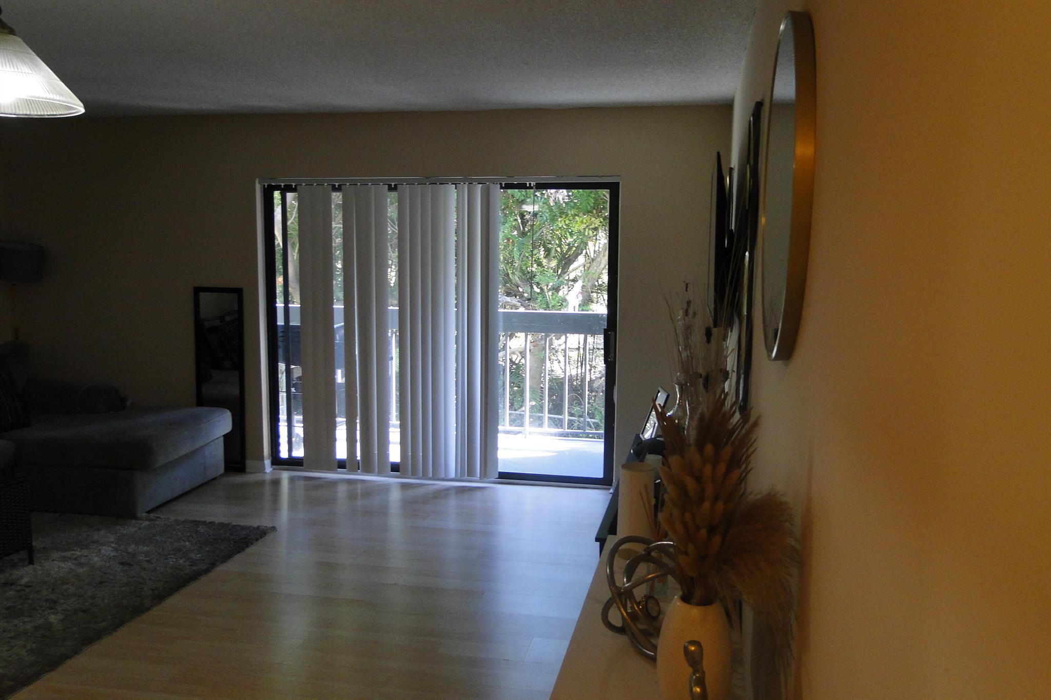 PRESIDENTIAL GOLFVIEW CON - Residential