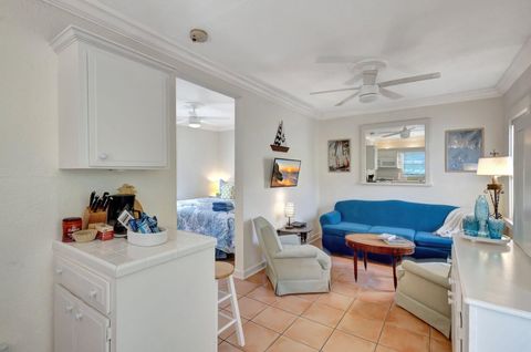 519 28th Street B West Palm Beach FL 33407
