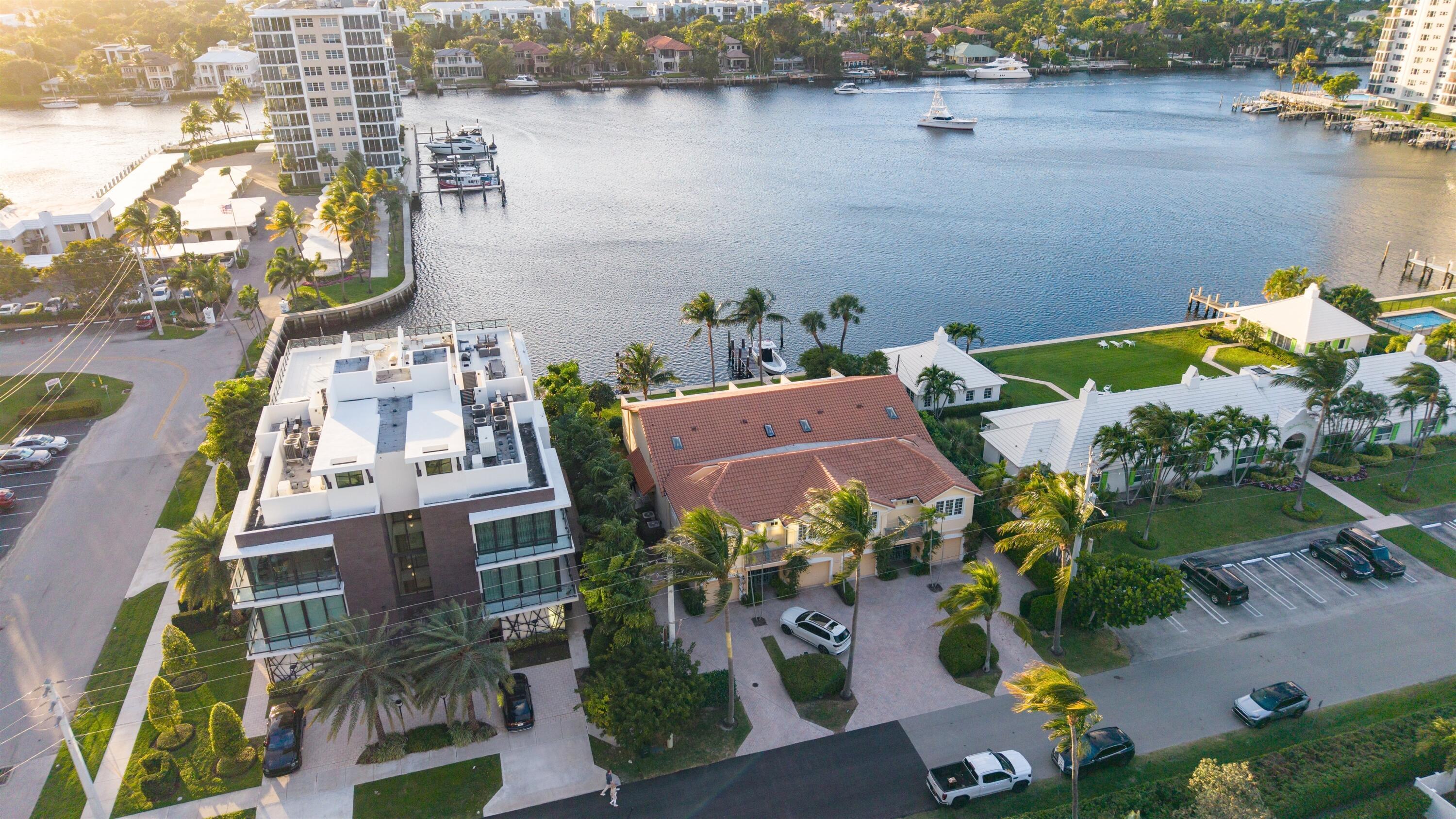 336 VENETIAN Drive 1