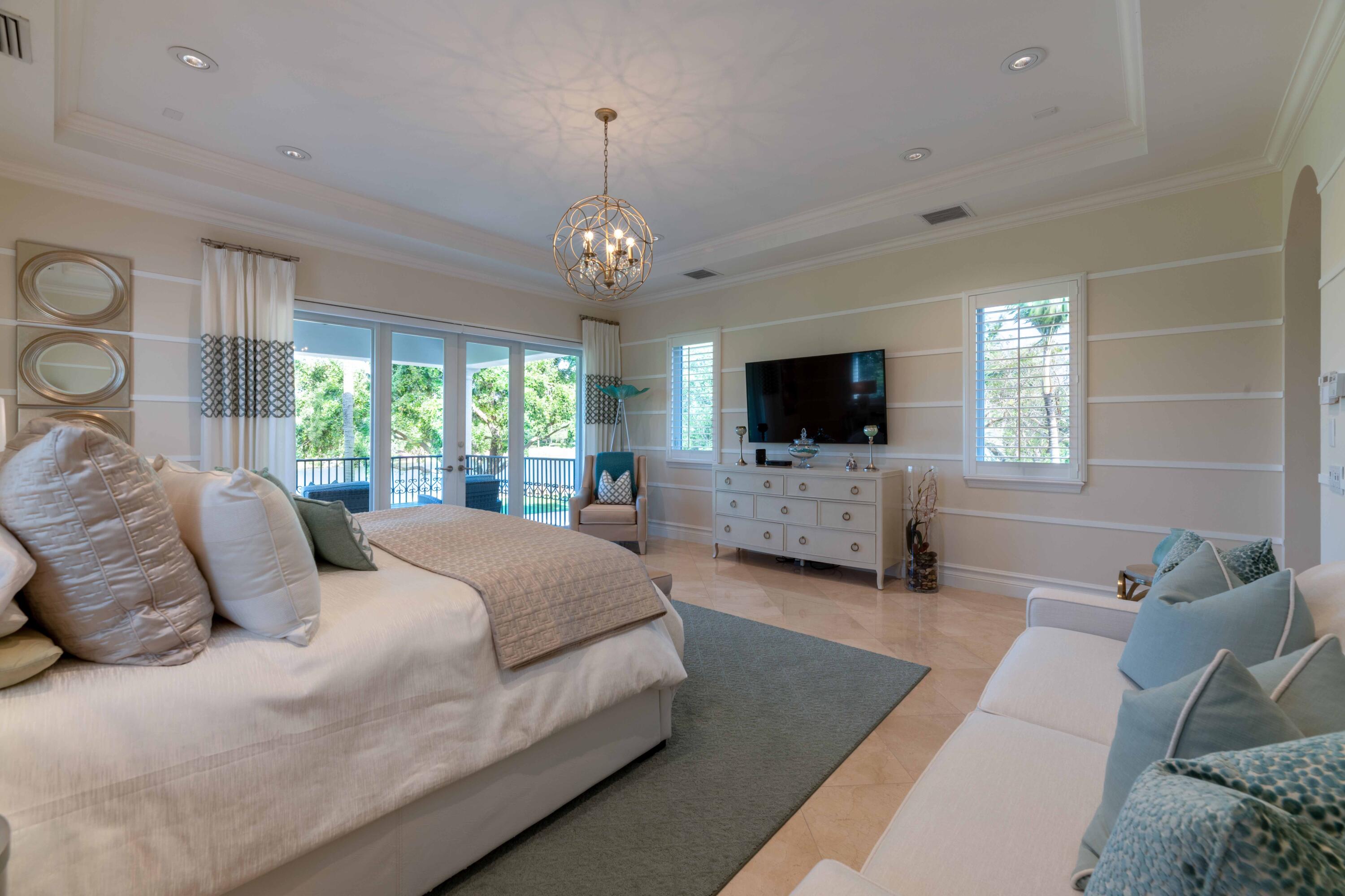 OLD PALM GOLF CLUB - Residential