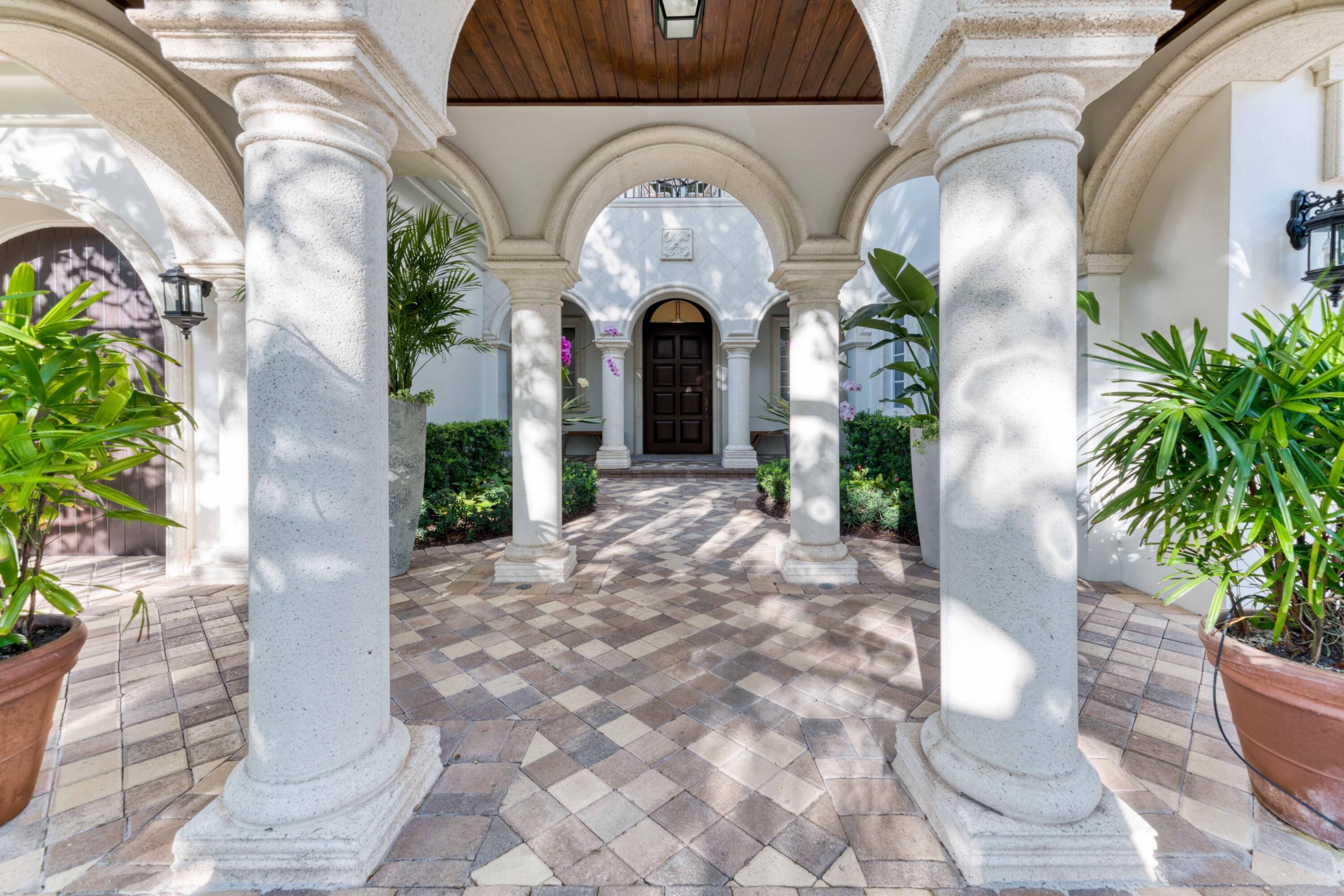 OLD PALM GOLF CLUB - Residential