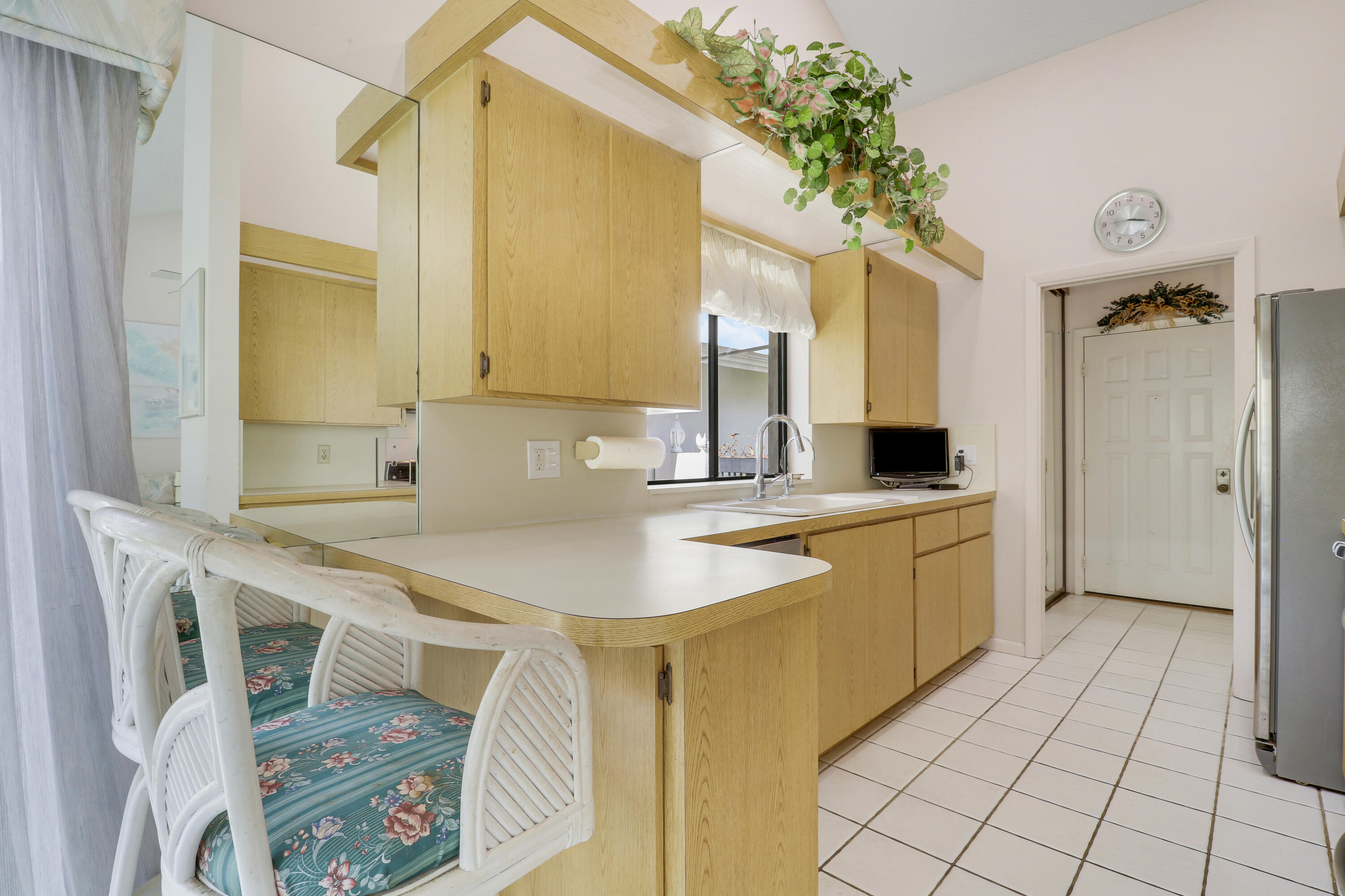 RIVER - Residential