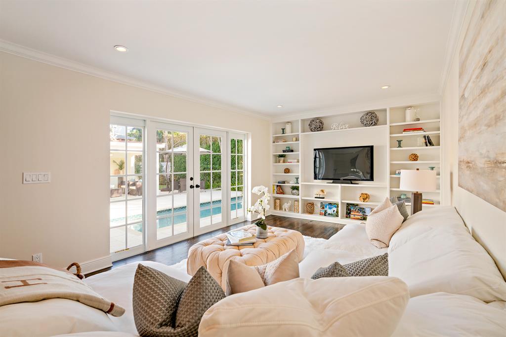 NEW SIEARS TR - Residential