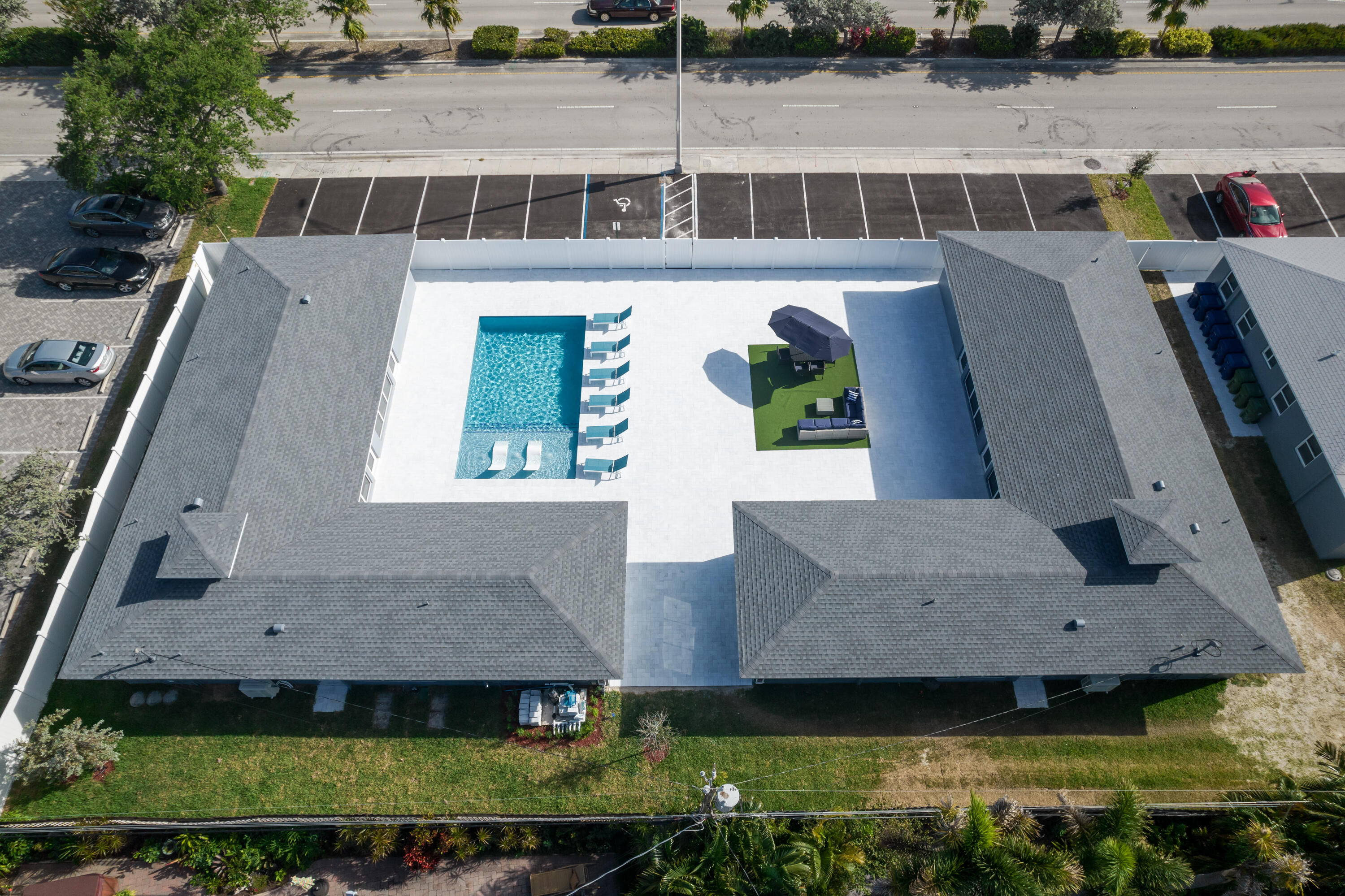 CORAL GARDENS - Residential Income