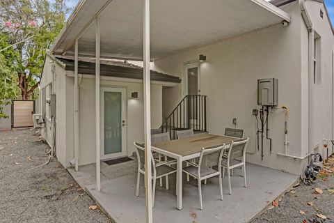 A home in Biscayne Park