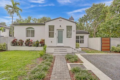 A home in Biscayne Park