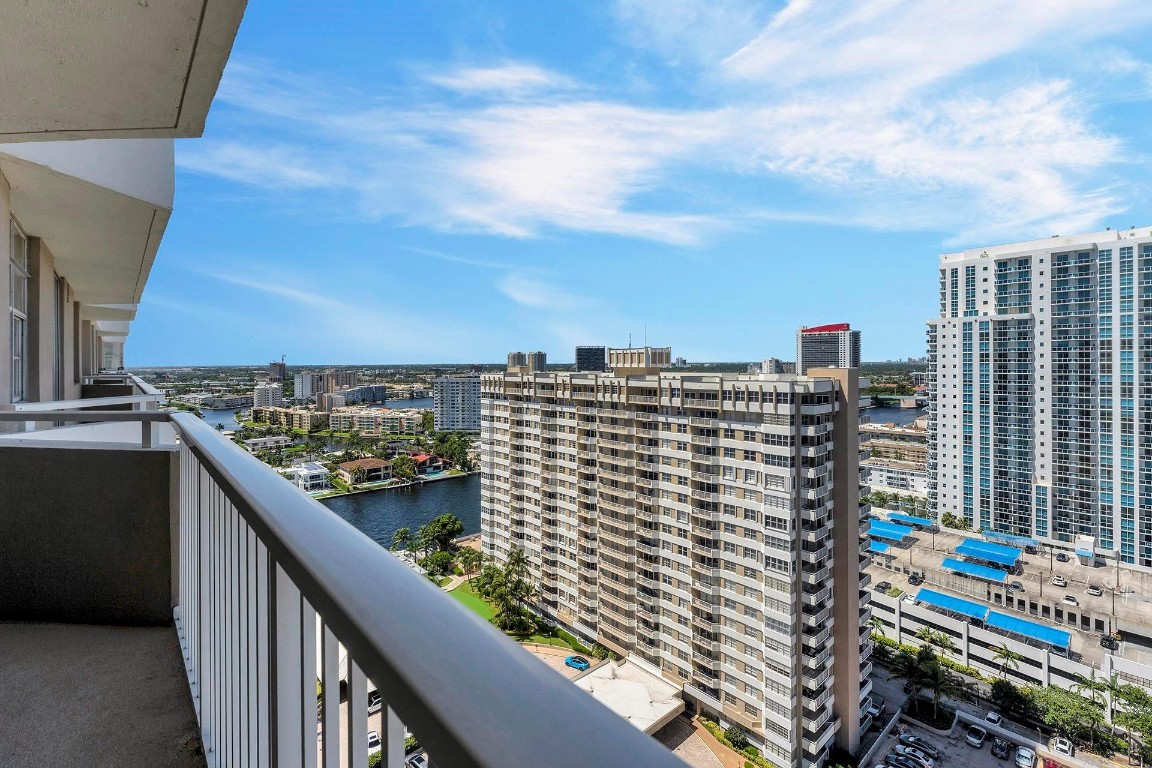 Hemispheres Condo - Residential Lease