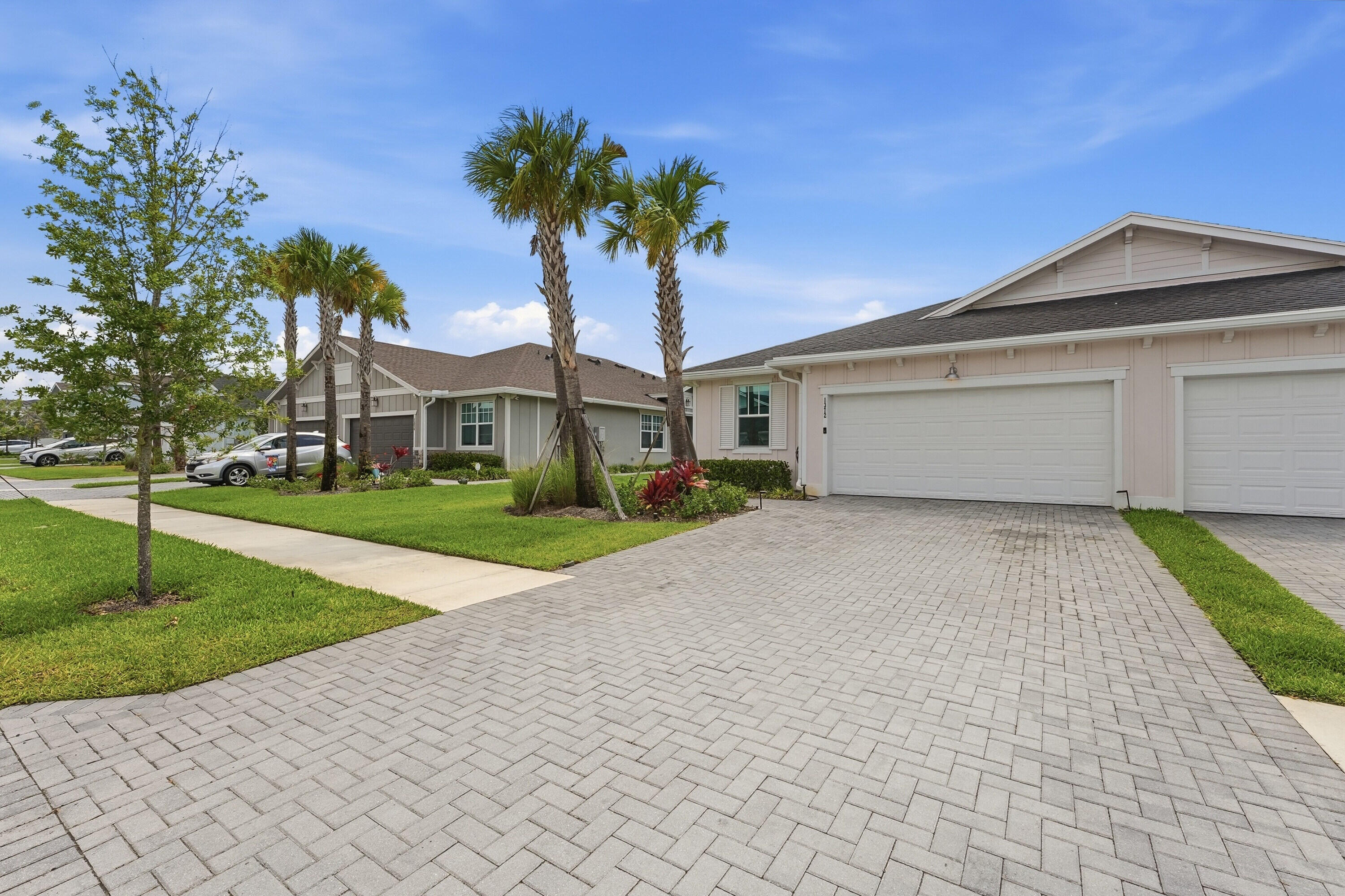 1372 Haywagon Trail