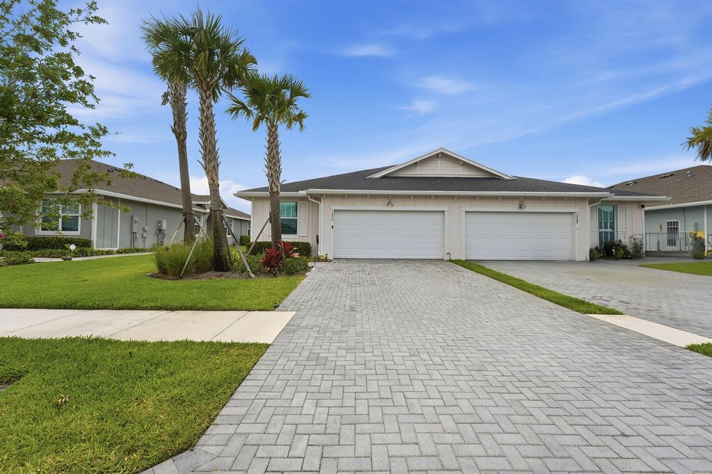 Photo of 1372 Haywagon Trail, Loxahatchee, FL 33470 (MLS # B26029021)