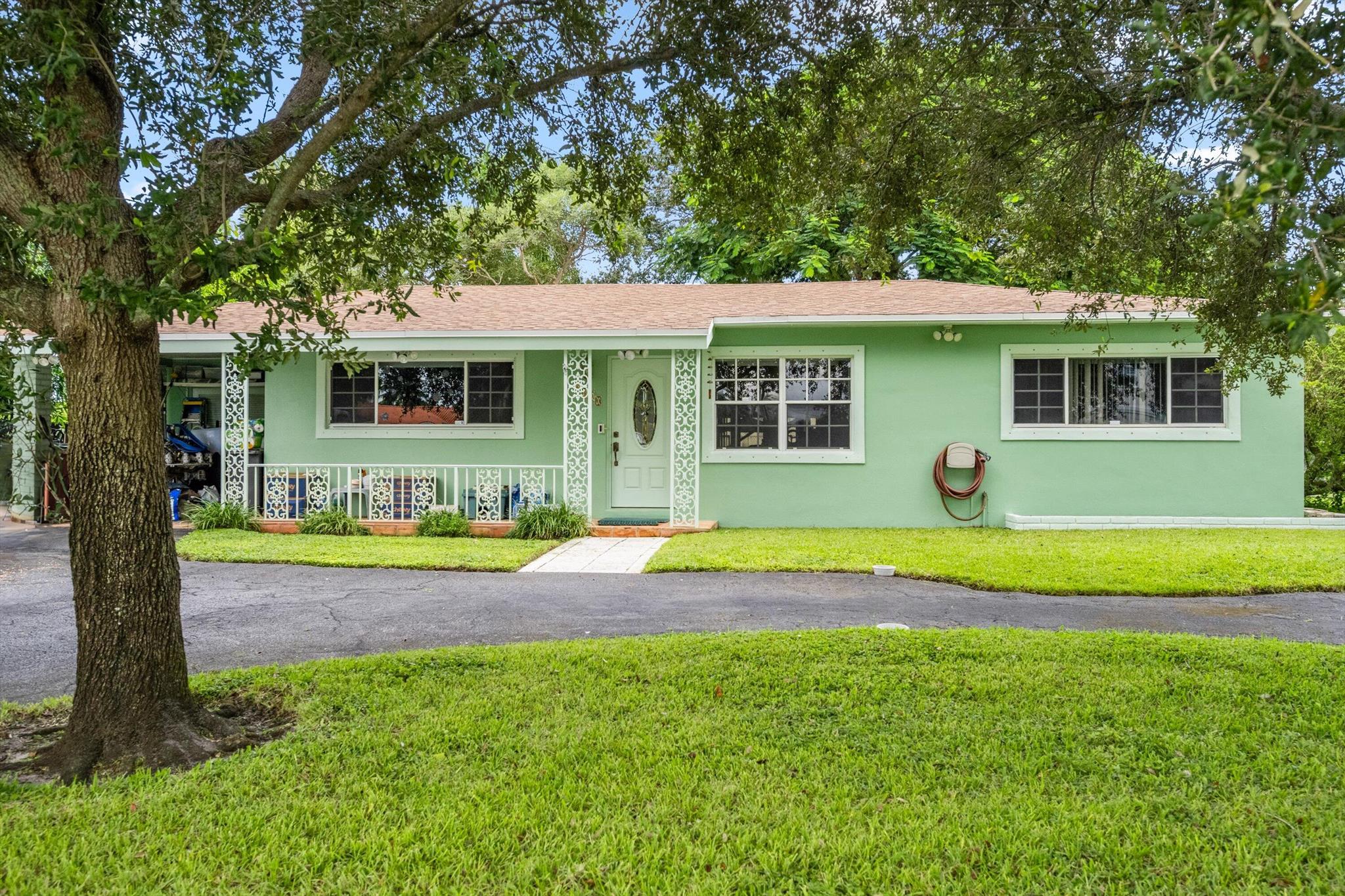 6400 Carambola Circle