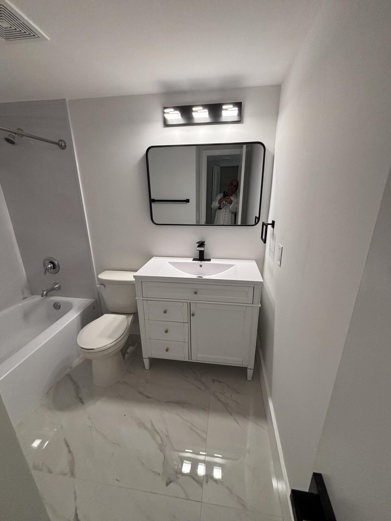 PINE RIDGE AT HAVERHILL CONDO - Residential Lease