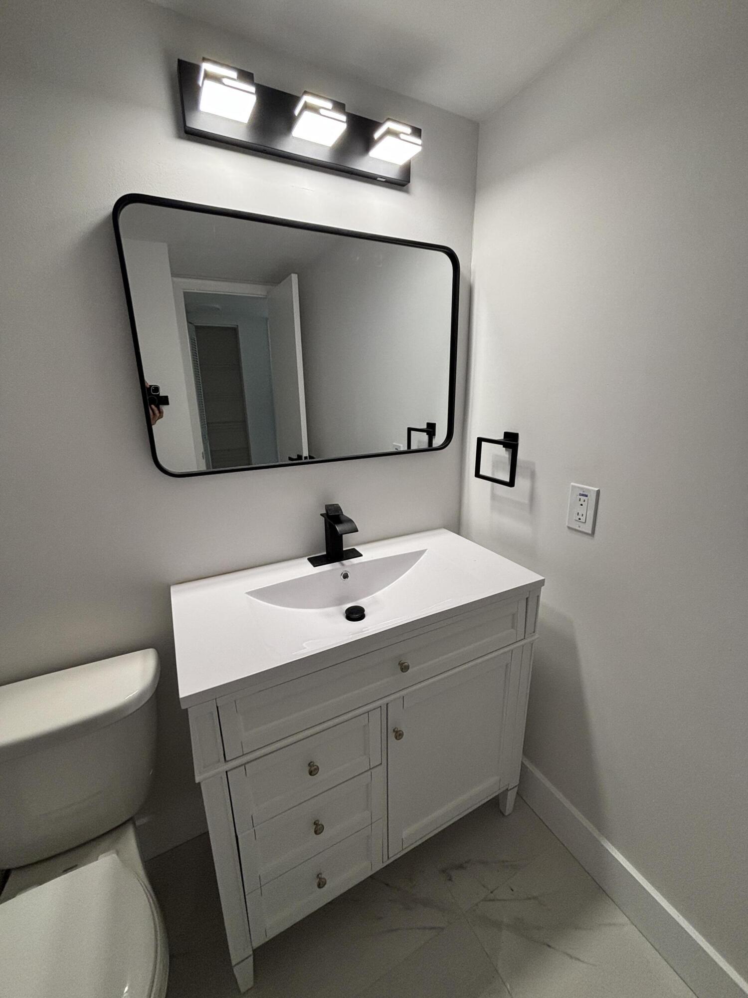 PINE RIDGE AT HAVERHILL CONDO - Residential Lease