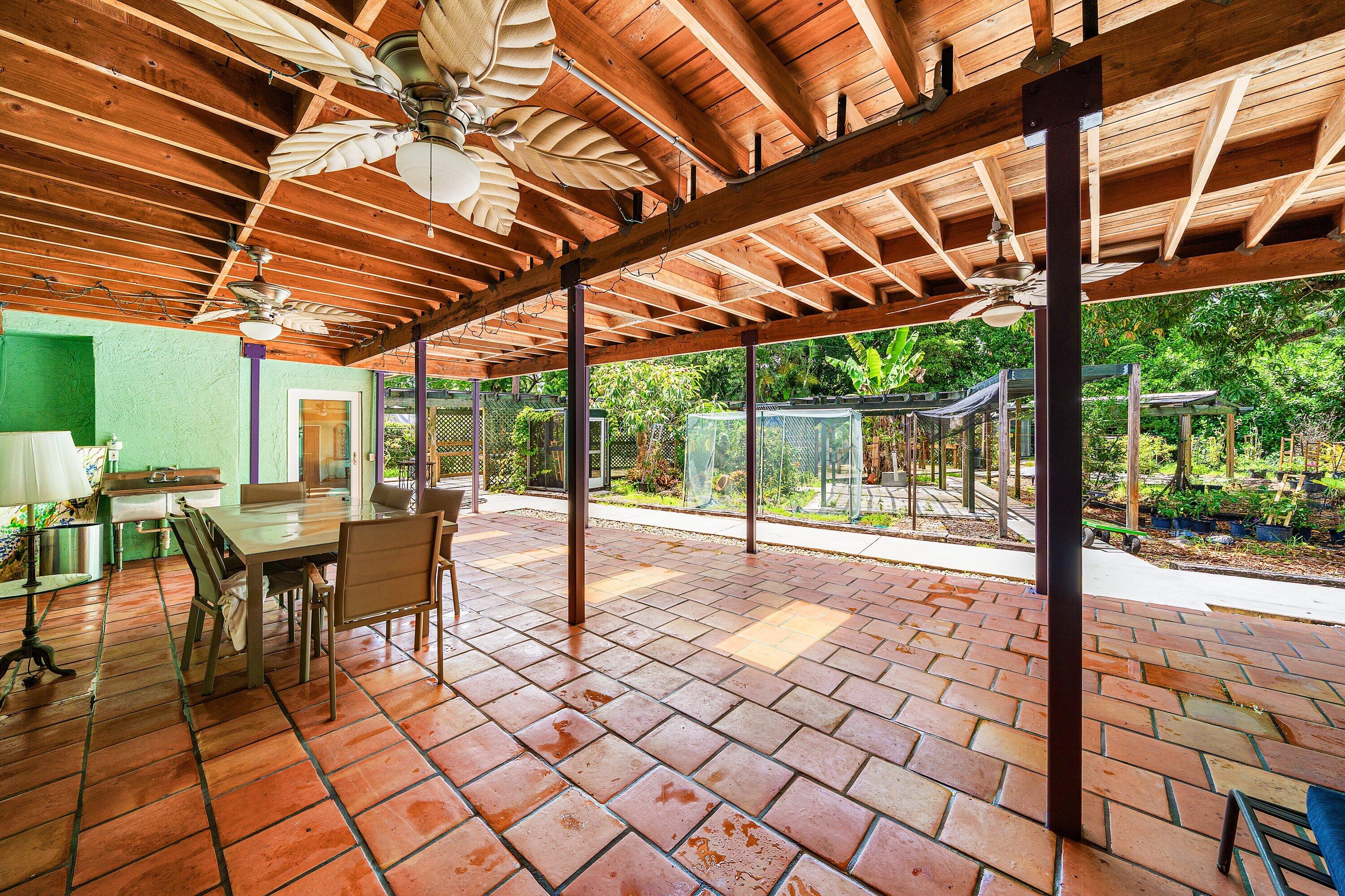 RIVERLAND - Residential