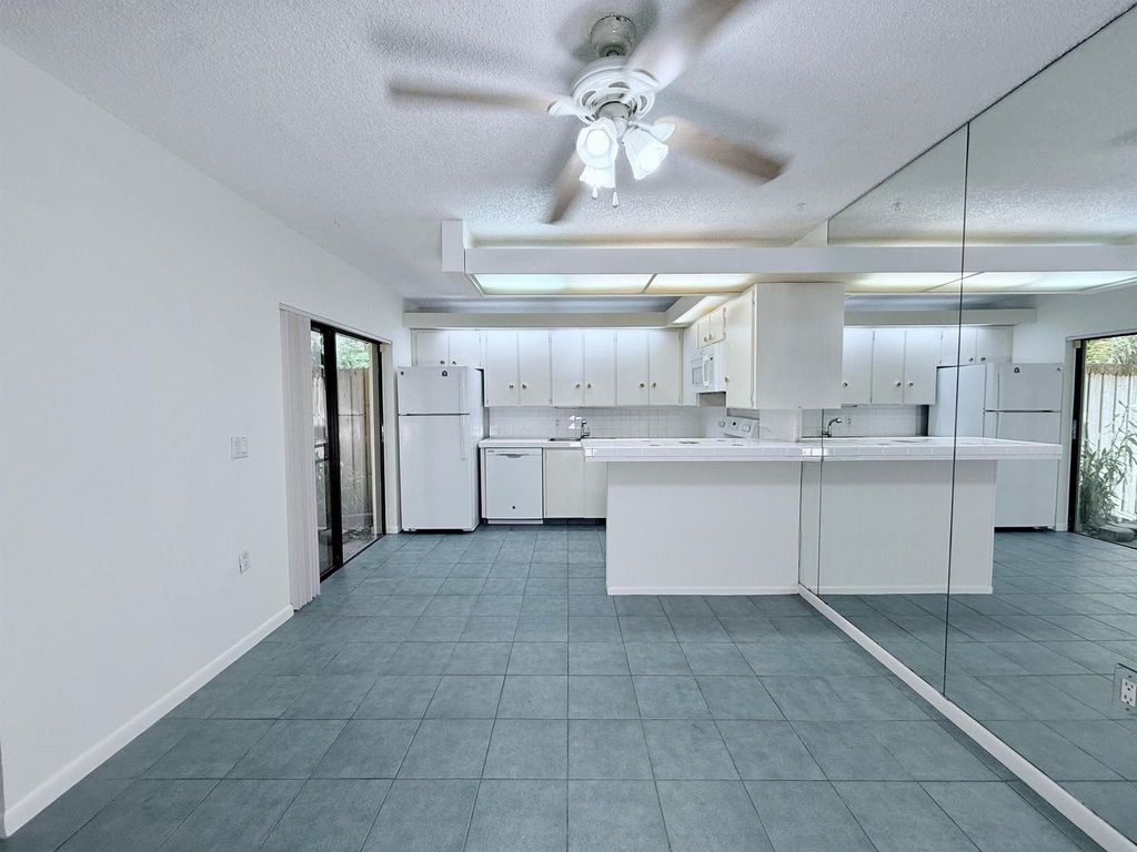 Photo of 710 7th Lane, Palm Beach Gardens, FL 33418 (MLS # R11113276)