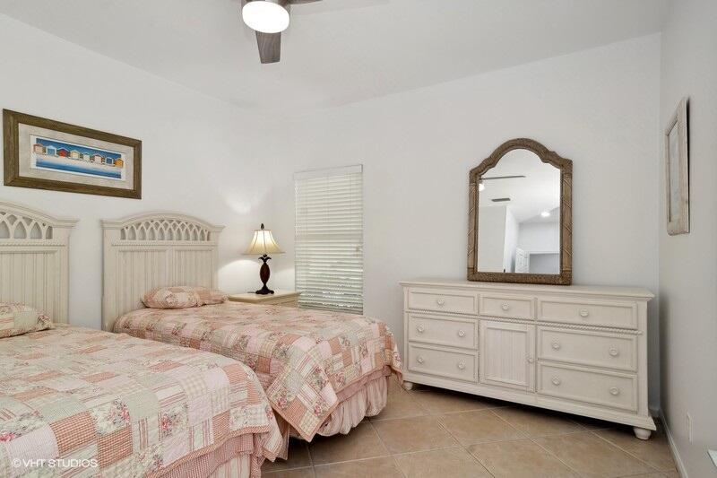 RESERVE GOLF VILLAS - Residential Lease