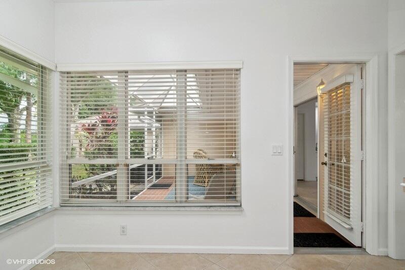 RESERVE GOLF VILLAS - Residential Lease