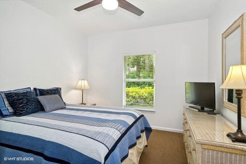 RESERVE GOLF VILLAS - Residential Lease