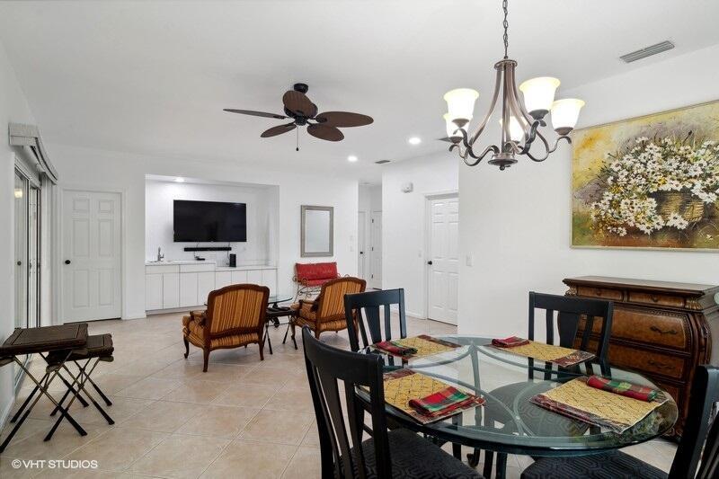 RESERVE GOLF VILLAS - Residential Lease