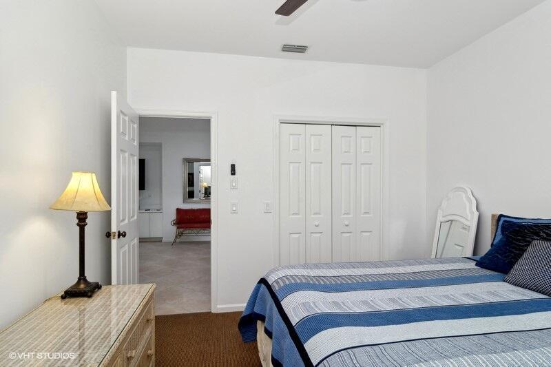 RESERVE GOLF VILLAS - Residential Lease