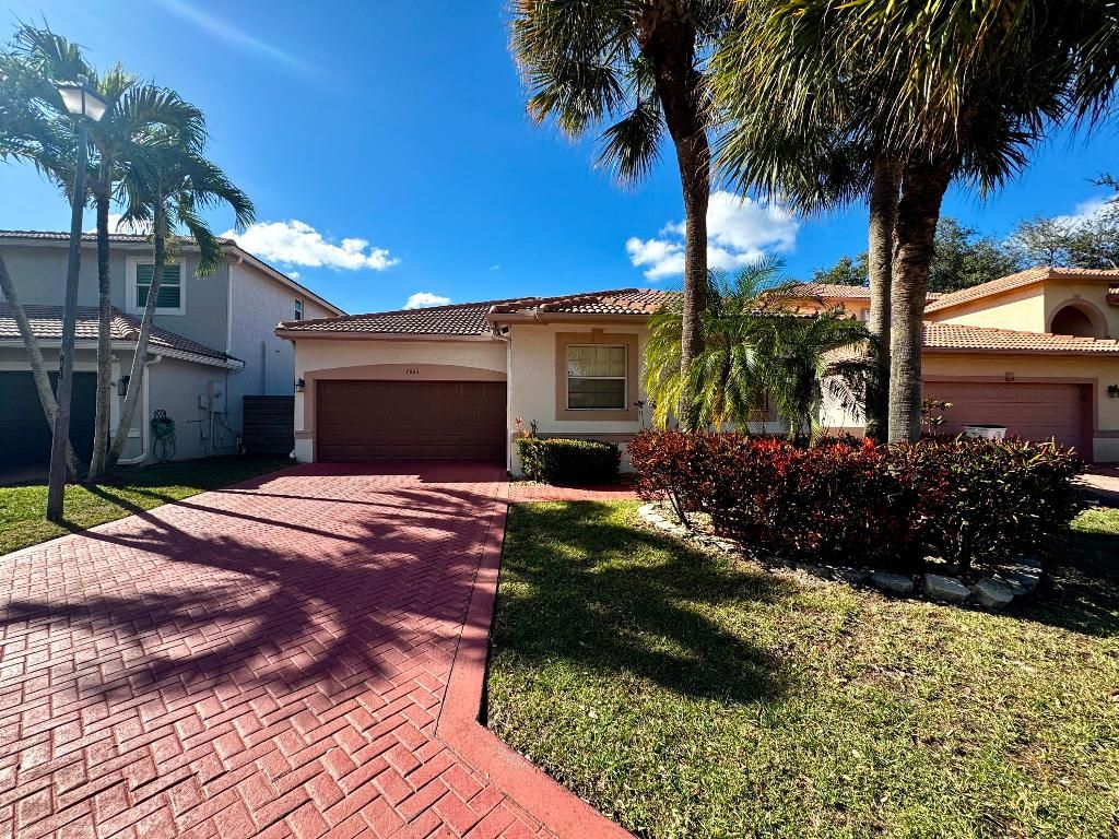 Photo of 7863 NW 61st Terrace, Parkland, FL 33067 (MLS # R11153013)