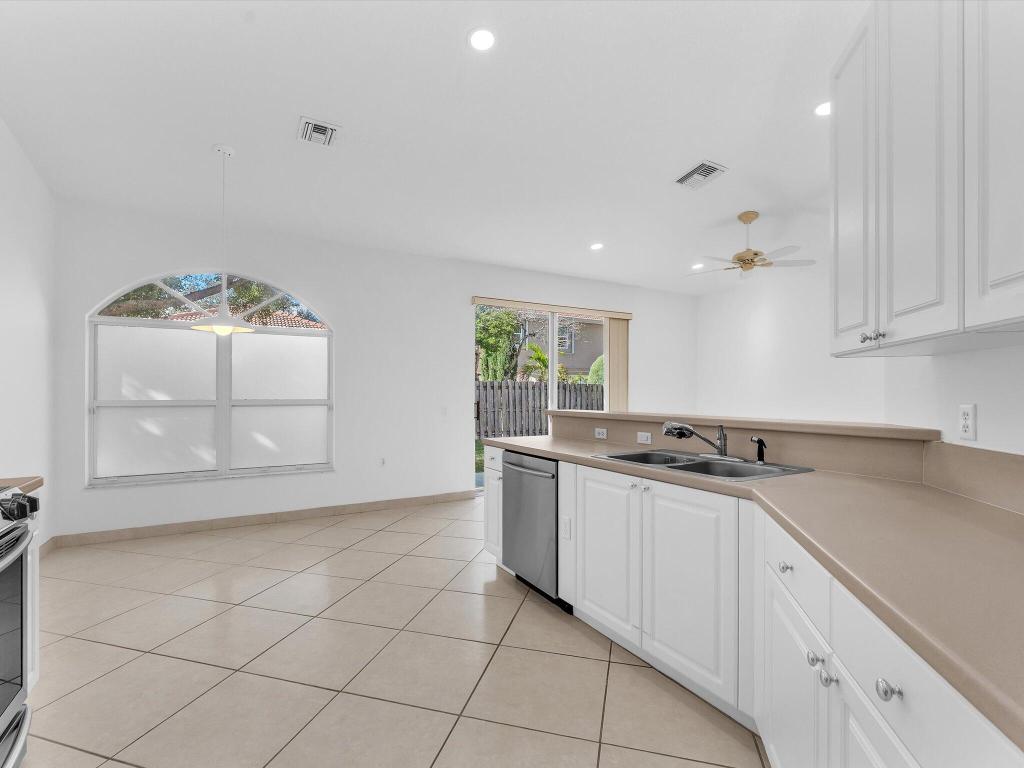 CASTLE ROCK A REPLAT - Residential