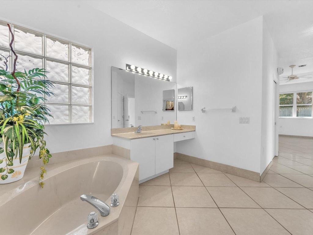 CASTLE ROCK A REPLAT - Residential