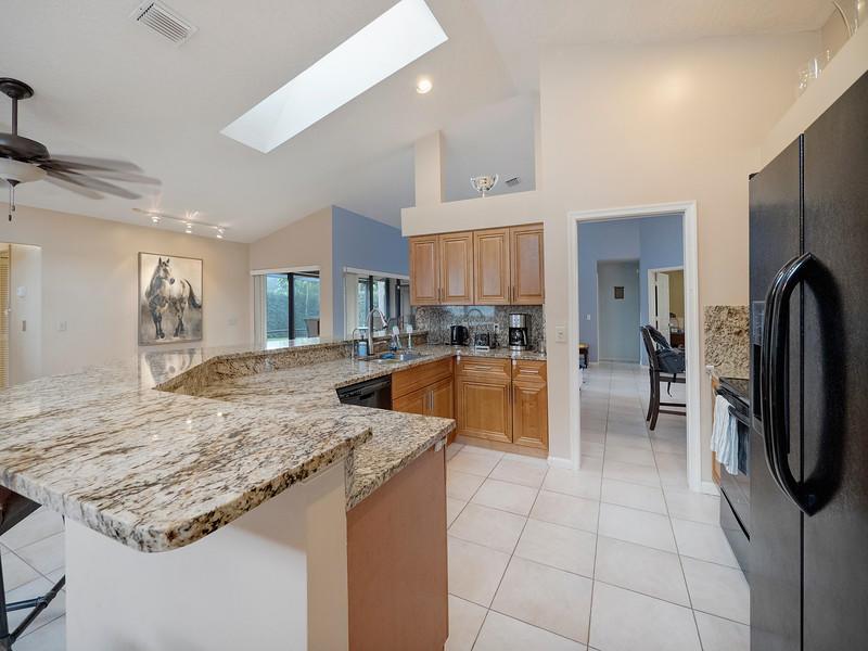 SUGAR POND MANOR OF WELLI - Residential Lease