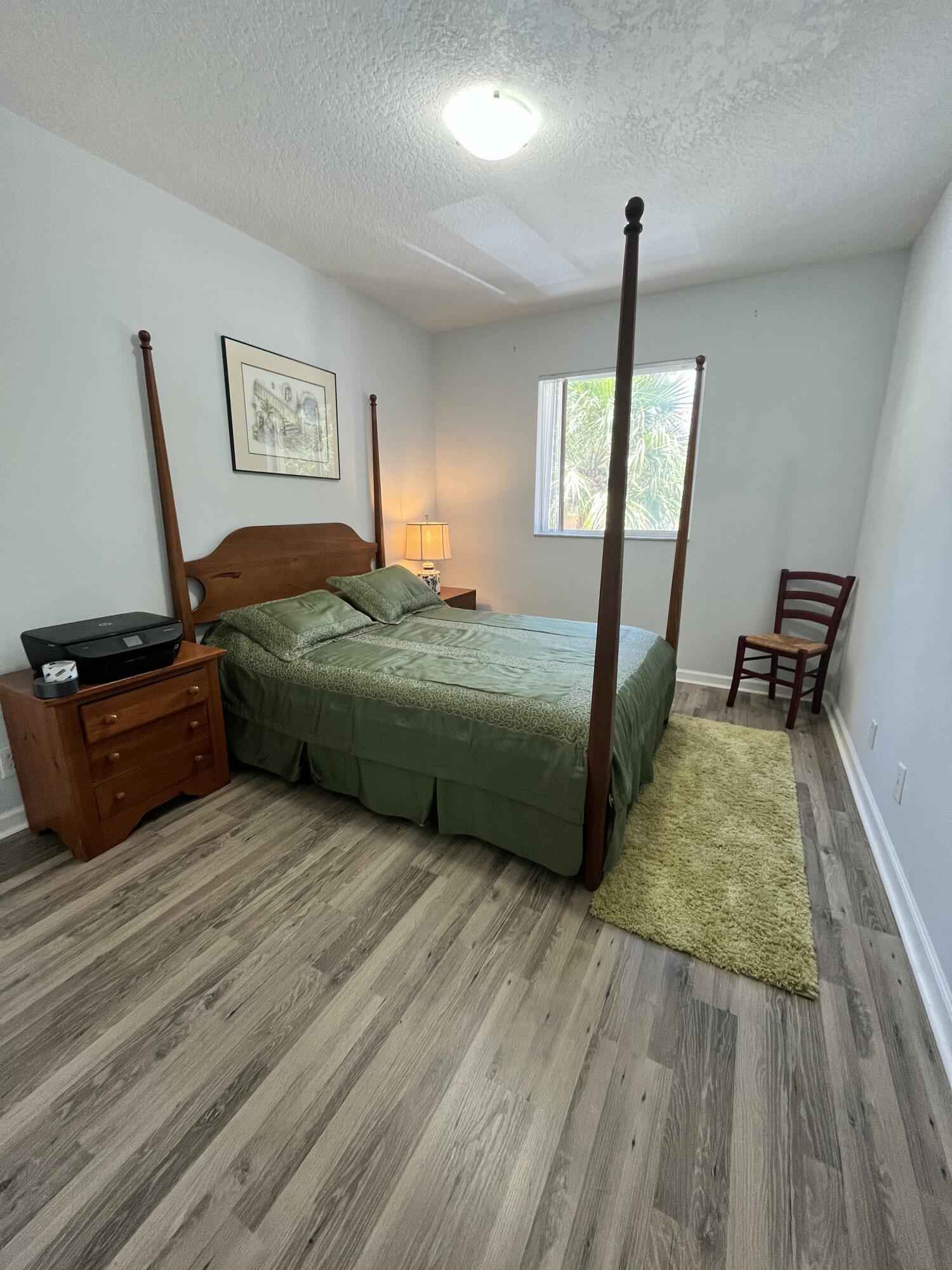 MILITARY TRAIL PUD - Residential Lease