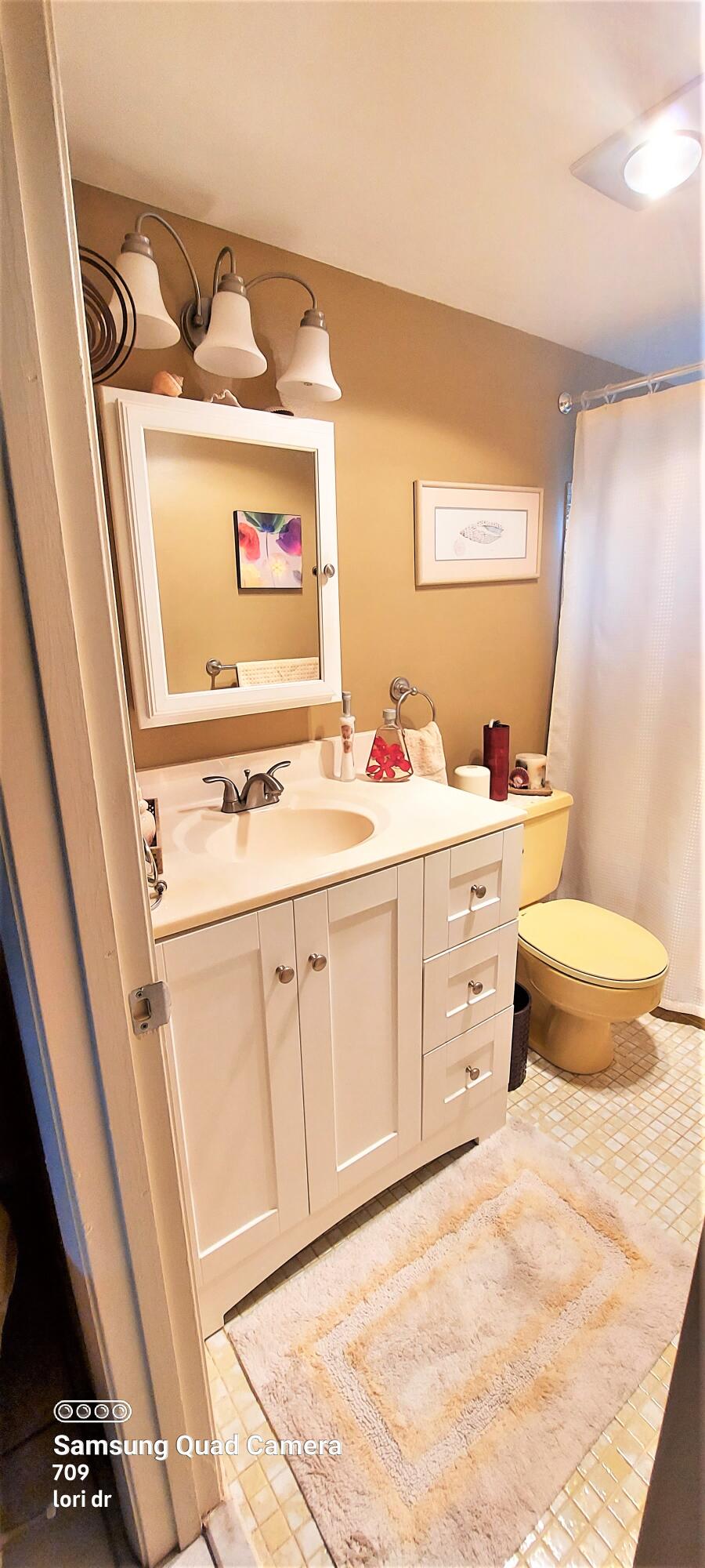 LAKESIDE VILLAGE CONDO 6 - Residential