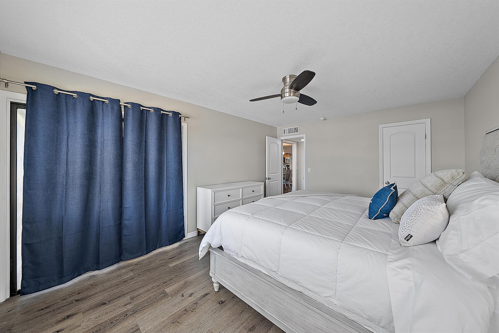 Northlake Condo - Residential