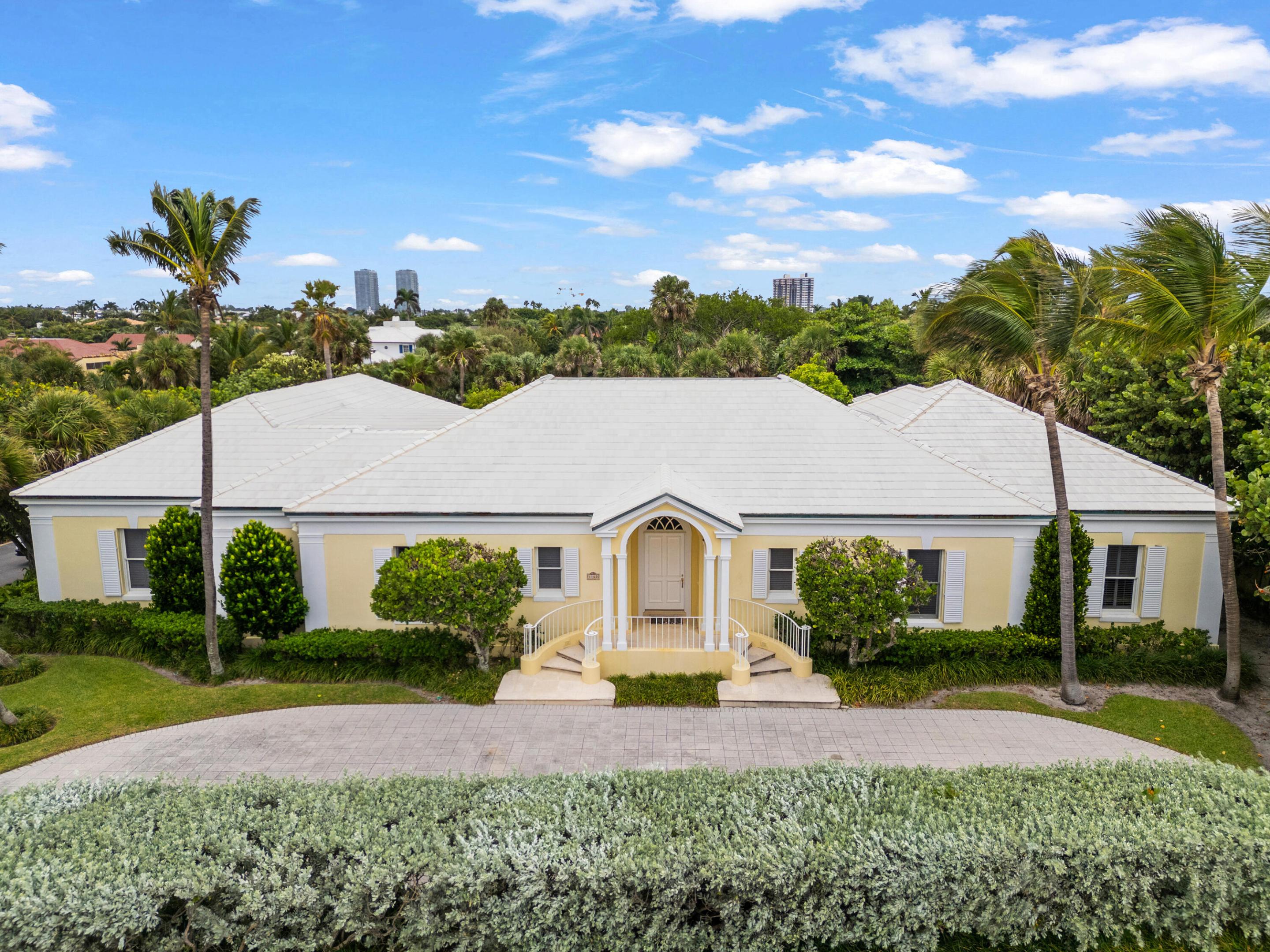 EL ENCANTO - Residential