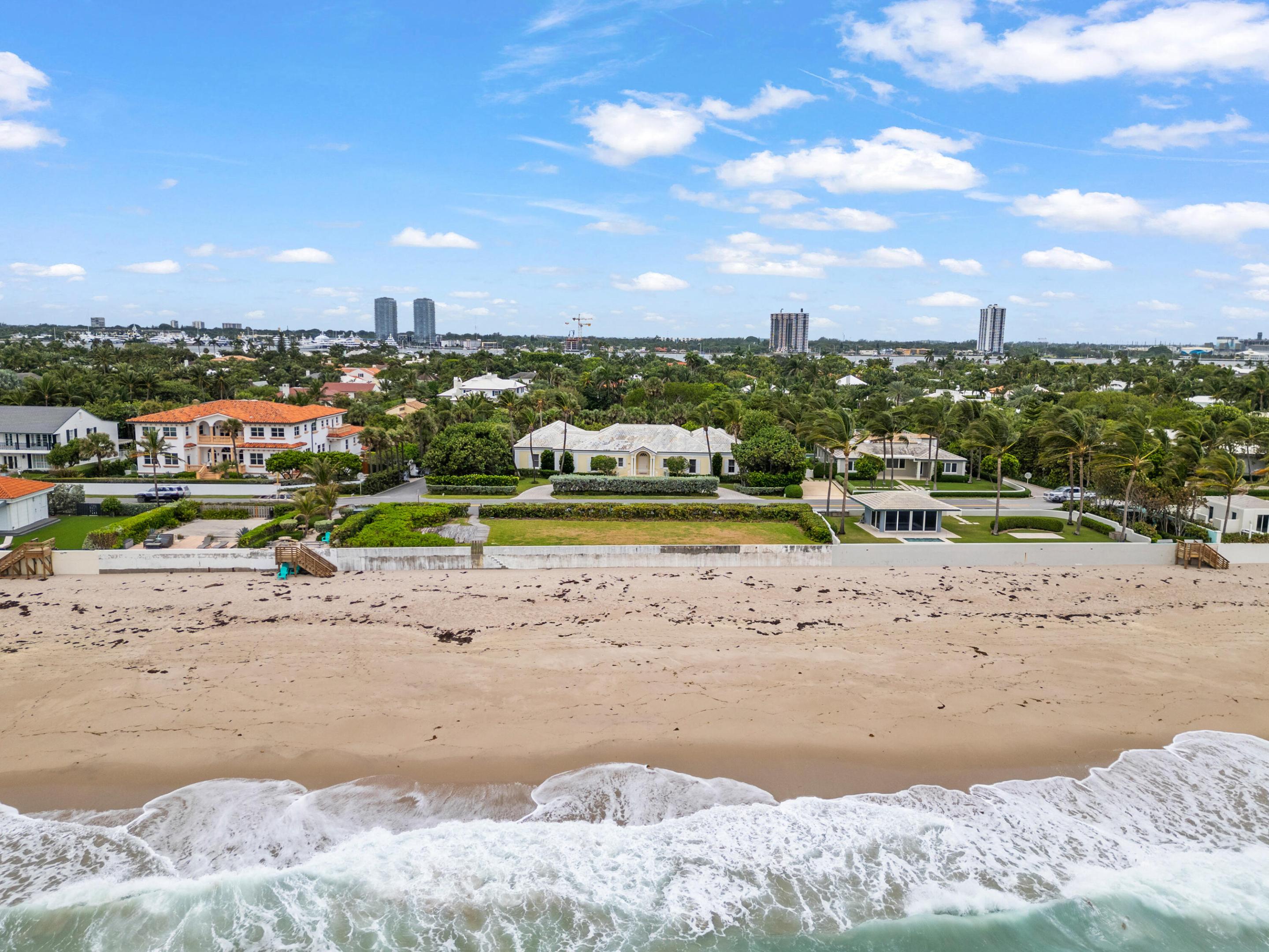 EL ENCANTO - Residential