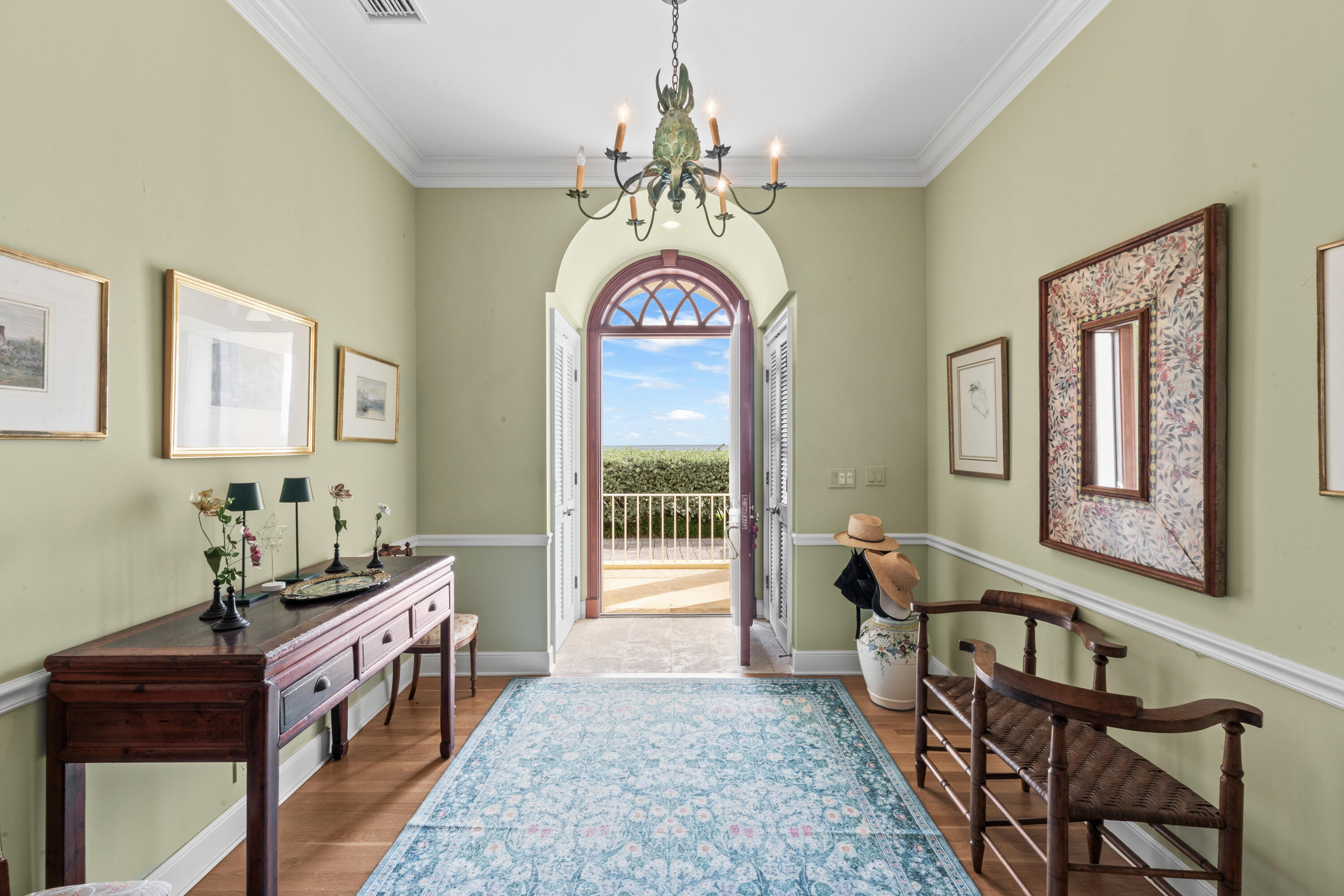 EL ENCANTO - Residential