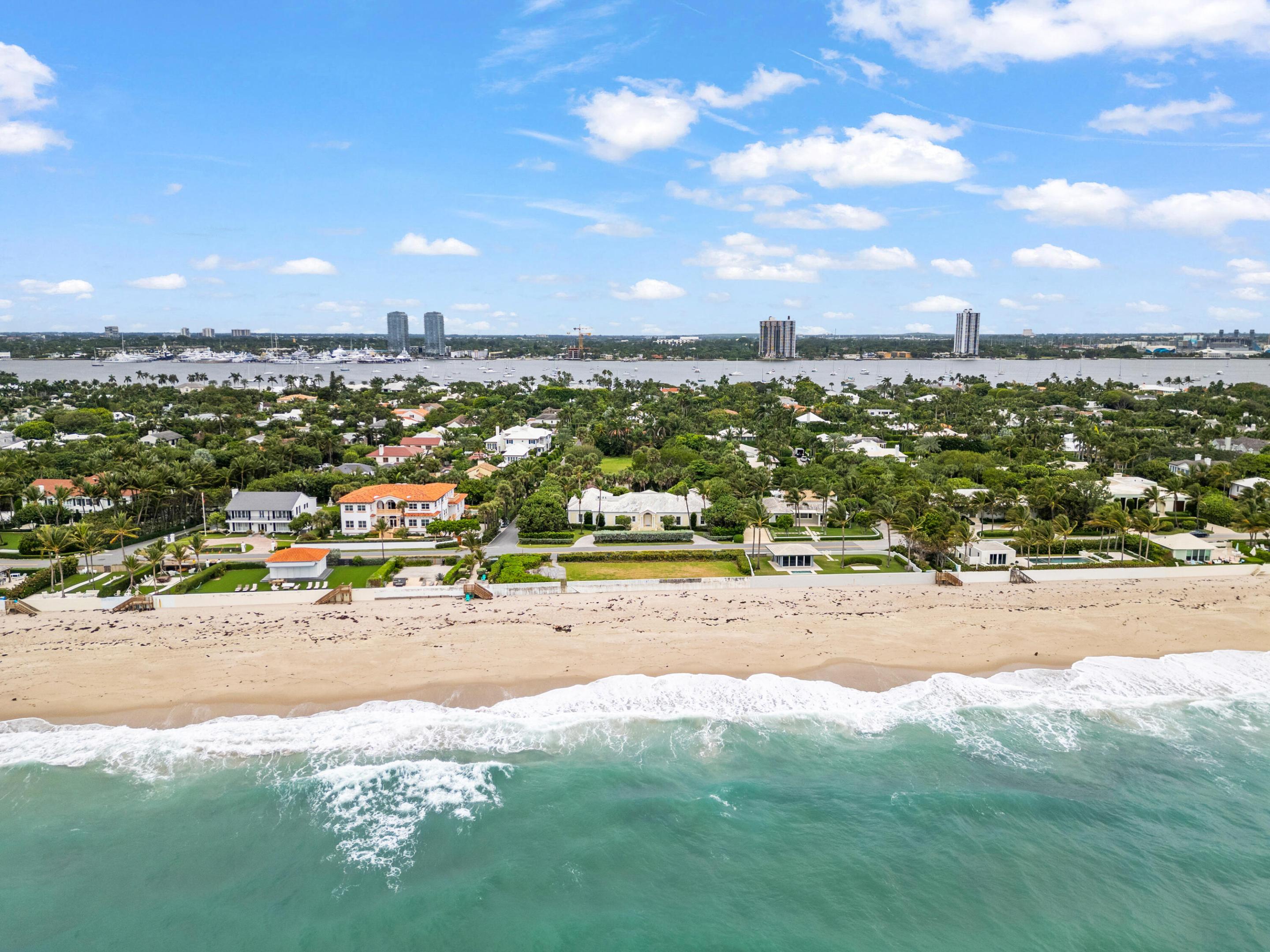 EL ENCANTO - Residential